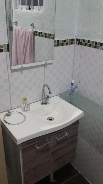 Casa Ubatuba Com Ar Condicionado Villa Szoba fotó